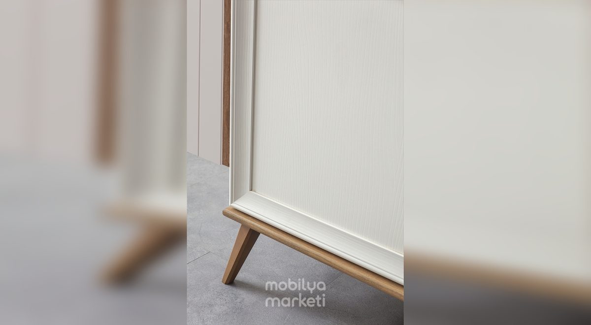 Ada Yemek Masası